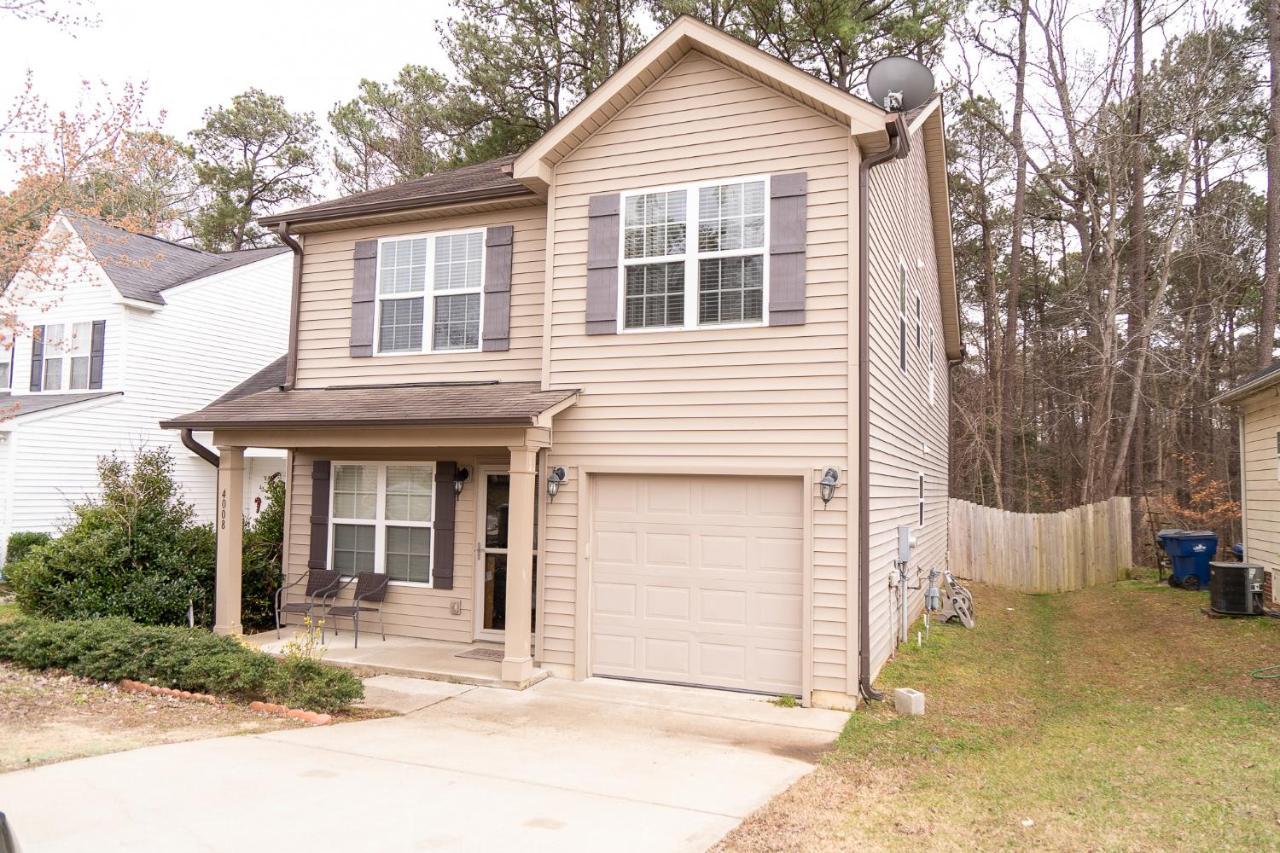 Beautiful Spacious 4 Bedroom House , Sleeps 8+ Raleigh Exterior photo
